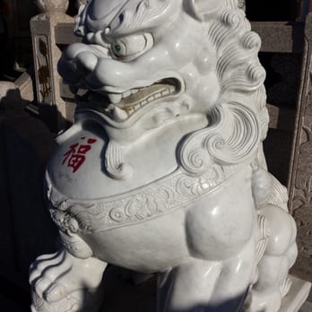 Thien Hau Temple - The Chow Dog Guardian at the foot of the steps - Buddhist Temples Near Me - Los Angeles, California Thien Hau Temple - The Chow Dog Guardian at the foot of the steps - Buddhist Temples Near Me - Los Angeles, California