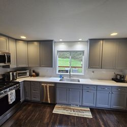 Master Granite & Cabinets