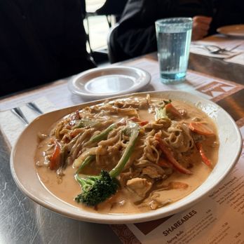 Salad King Restaurant - Thai Islamic Noodle - Thai Near Me - Toronto, Ontario Salad King Restaurant - Thai Islamic Noodle - Thai Near Me - Toronto, Ontario