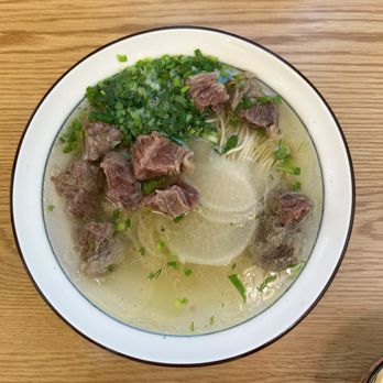 Walala Hand-Pulled Noodles - Clear Broth Beef Boneless Short Rib with Hand Pulled Noodles - Noodles Near Me - Orlando, Florida
