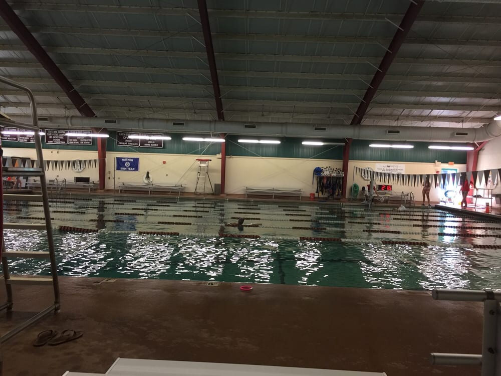 EAST LYME HIGH SCHOOL 30 Chesterfield Rd, East Lyme, Connecticut