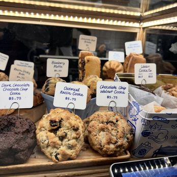 Levain Bakery - Bakeries Near Me - Chicago, Illinois Levain Bakery - Bakeries Near Me - Chicago, Illinois