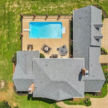Peak Roofing - Roofing Near Me - Columbia, Tennessee Peak Roofing - Roofing Near Me - Columbia, Tennessee
