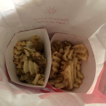Chick-fil-A - 1/2 empty containers of fries and one was mostly end pieces of potatoes. - Fast Food Near Me - Greenville, South Carolina Chick-fil-A - 1/2 empty containers of fries and one was mostly end pieces of potatoes. - Fast Food Near Me - Greenville, South Carolina