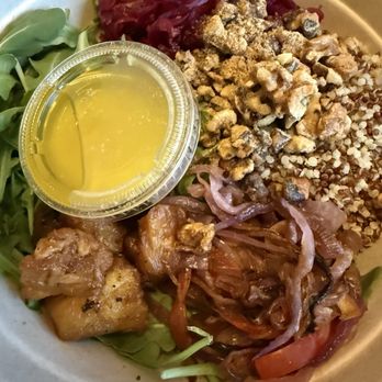 Impact Kitchen - build your own salad. - Coffee & Tea Near Me - Toronto, Ontario