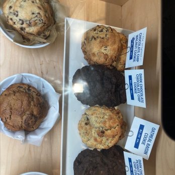 Levain Bakery - Upper East Side, NYC - Bakeries Near Me - New York, New York