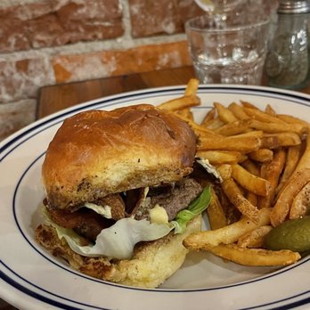 Francaise - Burger - French Near Me - Spokane, Washington Francaise - Burger - French Near Me - Spokane, Washington