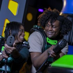 Q-ZAR - Couple in Laser Tag