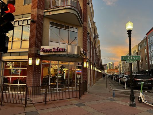 1001 Santa Fe Dr by null