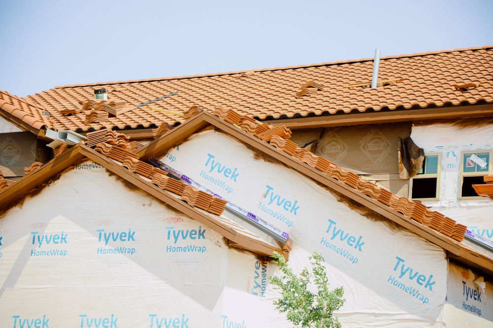 Slide of Casa Roofing Company