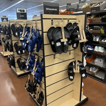Nordstrom Rack - Department Stores Near Me - Oxnard, California