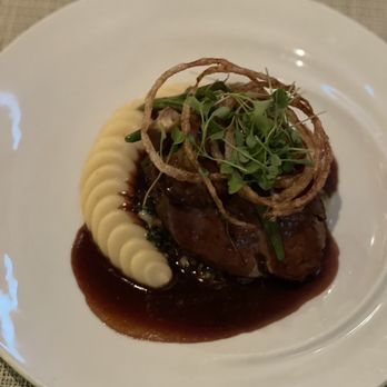 Marmalade - Beef tenderloin with mash - Caribbean Near Me - San Juan, Puerto Rico
