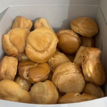 Manmi Bakery - I really this from them  tase soooooooo good  I usually bought a lot and share for all of my friends and they are like it - Bakeries Near Me - Garden Grove, California