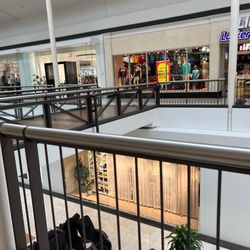Deerbrook Mall