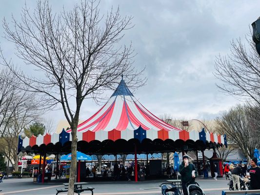 Hersheypark by null