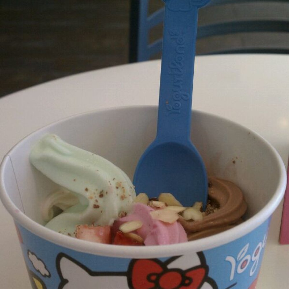 Yogurtland - How cute!!!! - Ice Cream & Frozen Yogurt Near Me - Centennial, Colorado Yogurtland - How cute!!!! - Ice Cream & Frozen Yogurt Near Me - Centennial, Colorado
