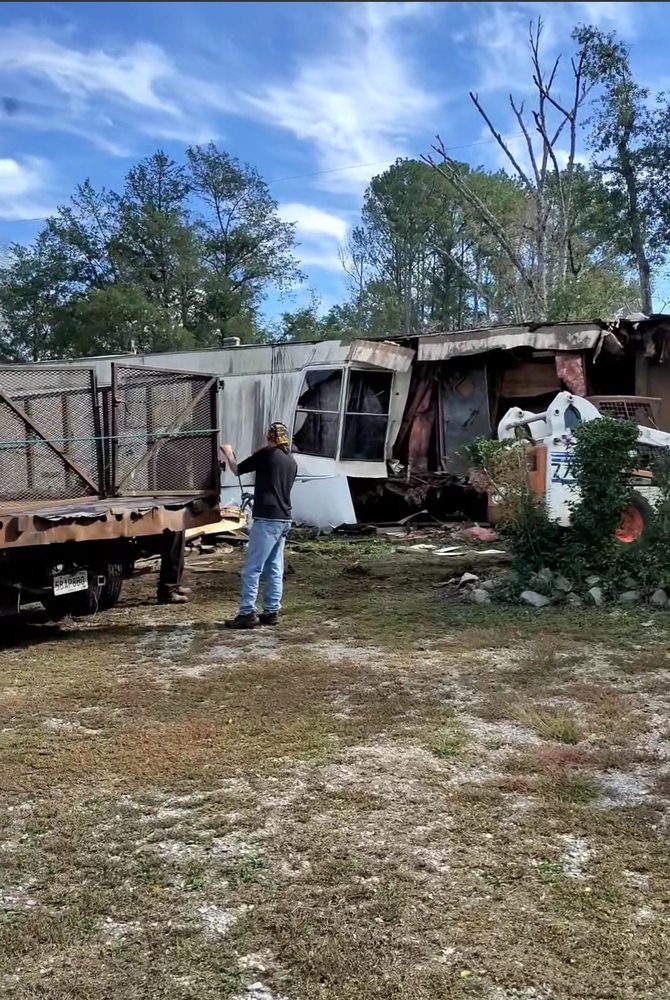 McKenzie's Tree and Yard Services - tree service in Montevallo, AL