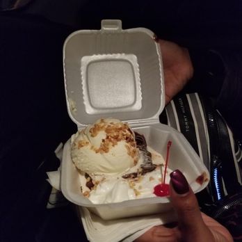 TeeJay's Sweet Tooth - Brownie sundae - Desserts Near Me - Indianapolis, Indiana TeeJay's Sweet Tooth - Brownie sundae - Desserts Near Me - Indianapolis, Indiana