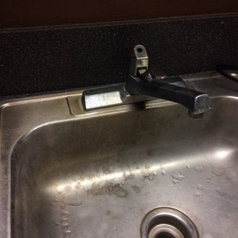 Rodeway Inn - Filthy sink - Hotels Near Me - New Port Richey, Florida