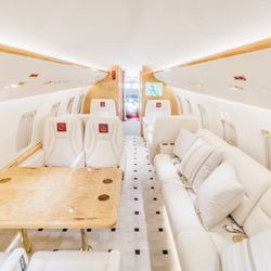 West Coast Aviation Services - Interior of one of our Challenger 604's!
