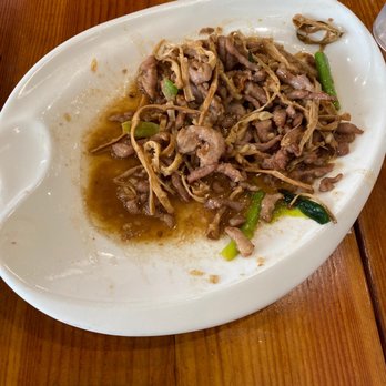 Bos - Pork with bamboo shoots - Szechuan Near Me - Boston, Massachusetts Bos - Pork with bamboo shoots - Szechuan Near Me - Boston, Massachusetts