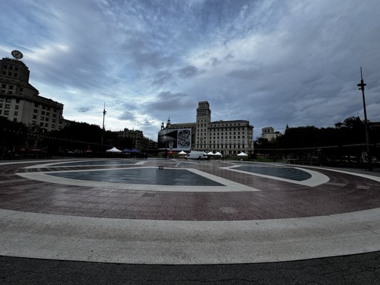 Plaça de Catalunya by null