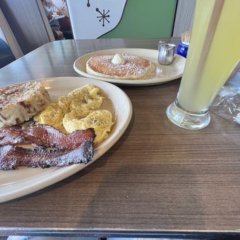 Snooze, an A.M. Eatery - Single Pancake Hash Browns scrambled eggs Snooze Signature Bacon mimosas - Breakfast & Brunch Near Me - Houston, Texas Snooze, an A.M. Eatery - Single Pancake Hash Browns scrambled eggs Snooze Signature Bacon mimosas - Breakfast & Brunch Near Me - Houston, Texas