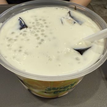 Juicy Box - Herb jelly coconut milk sago 16 oz - Taiwanese Near Me - Houston, Texas