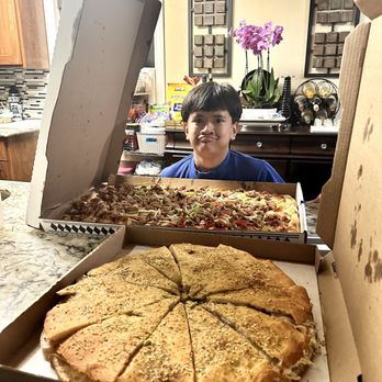Pizza Barn - Pizza Near Me - La Verne, California
