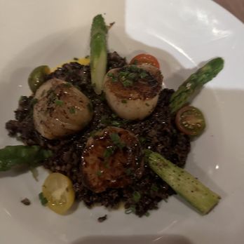 The Beachcomber - Scallops - Seafood Near Me - Newport Beach, California The Beachcomber - Scallops - Seafood Near Me - Newport Beach, California