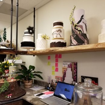 Lydia's Cakes & Confections - Cakes in a wide range of styles - Bakeries Near Me - Maple Valley, Washington Lydia's Cakes & Confections - Cakes in a wide range of styles - Bakeries Near Me - Maple Valley, Washington