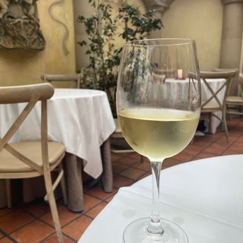 Il Cielo - Chardonnay. Trefethen. Napa Valley - Italian Near Me - Beverly Hills, California