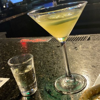 Quotes Willowbrook - Passion Fruit w/ champagne shot - Breakfast & Brunch Near Me - Houston, Texas