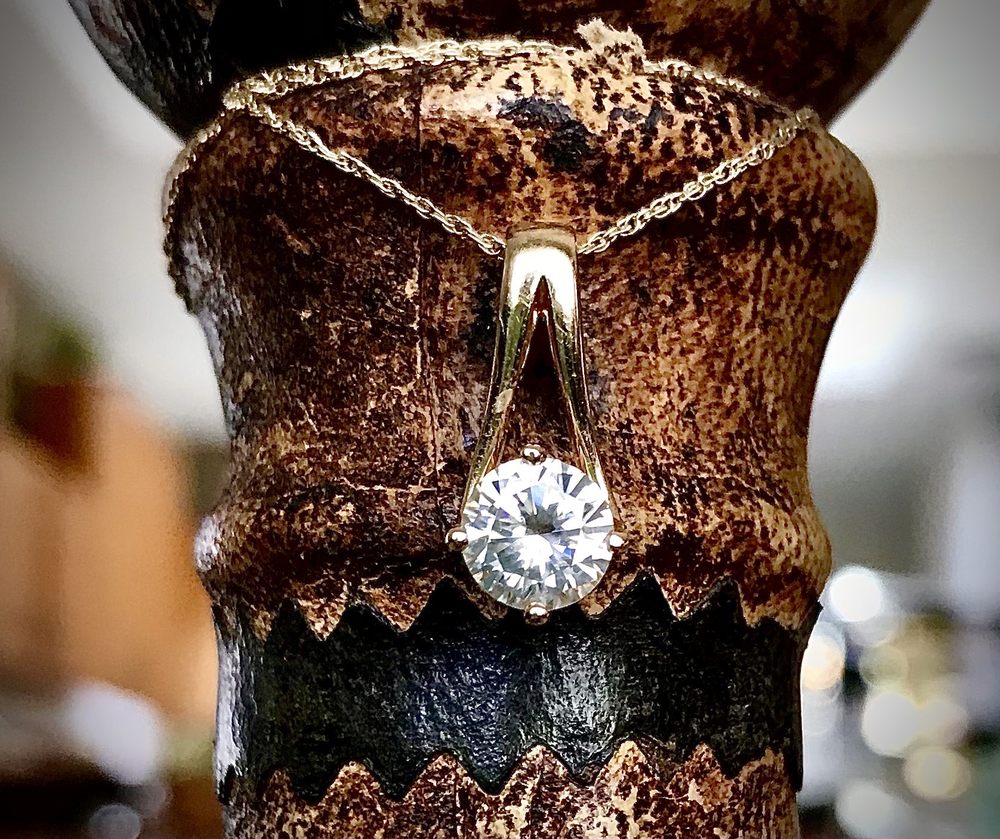 KIM VAN JEWELRY STORE Updated October 2024 30 Photos & 30 Reviews