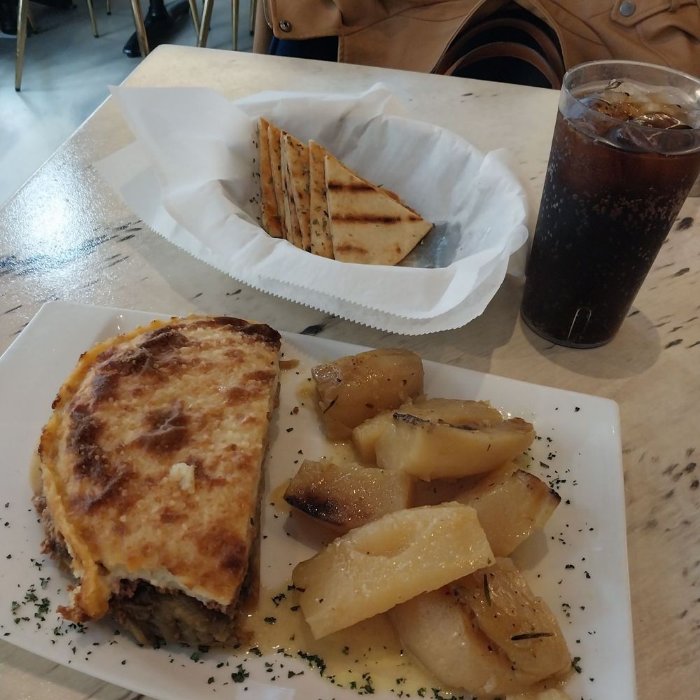 Petit mousaka with potato Petit mousaka with potato