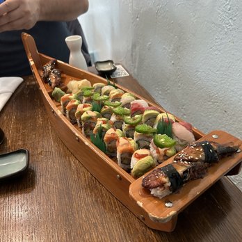 Brookside Sushi - Spicy Tuna Roll Vivian Roll Rainbow Roll Unagi - Sushi Bars Near Me - Kansas City, Missouri Brookside Sushi - Spicy Tuna Roll Vivian Roll Rainbow Roll Unagi - Sushi Bars Near Me - Kansas City, Missouri