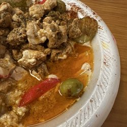 Sam’s Gyro and Shish Kabab - Flavorless Shawarma Chicken Plate grease and liquid.