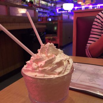 The Pink Squirrel - Grasshopper - Cocktail Bars Near Me - Chicago, Illinois