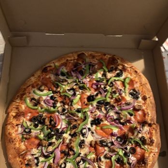 Pizza LA - Supreme Pizza (Large) - Pizza Near Me - Los Angeles, California Pizza LA - Supreme Pizza (Large) - Pizza Near Me - Los Angeles, California