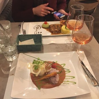 Le Forum - French Near Me - Orange, 84
