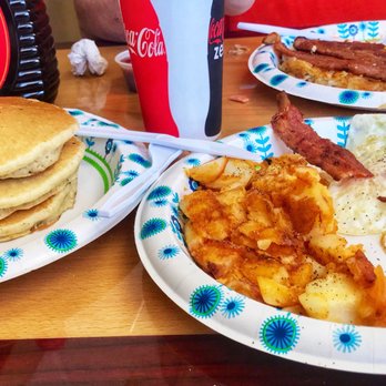 BLT Grill - American Near Me - Gaithersburg, Maryland