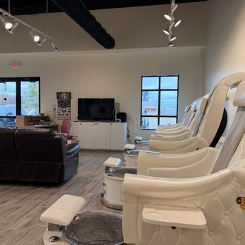 Sunshine Nails & Lash - Massage Chairs for Pedicure - Nail Salons Near Me - Monroe, Louisiana Sunshine Nails & Lash - Massage Chairs for Pedicure - Nail Salons Near Me - Monroe, Louisiana