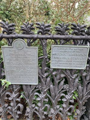 Two Chicks Walking Tours by null