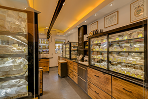 Tölzer Kasladen by null