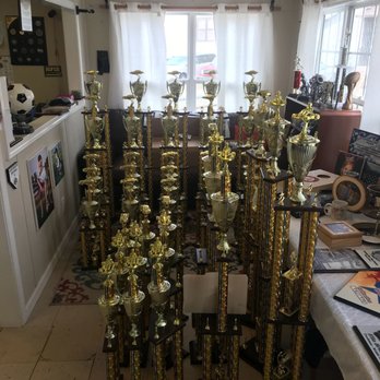 Kustom Trophy Shop - Trophy Shops Near Me - Jasper, Alabama