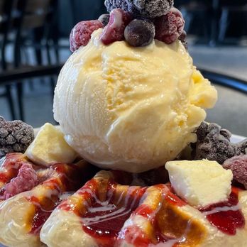 Wicked Snow - berry croffle uwu - Desserts Near Me - Austin, Texas Wicked Snow - berry croffle uwu - Desserts Near Me - Austin, Texas