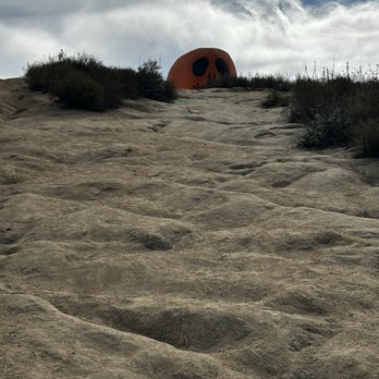 Pumpkin Rock Trail - Hiking Near Me - Norco, California