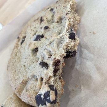 Twigs Coffee - Okay, I knew I should have left this cookie in the case. It looks chalky. It tastes a lil old too. - Coffee & Tea Near Me - Stockton, California