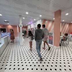 Ice Cream Shoppe