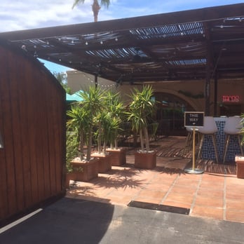 Diego Pops - Patio seating - Cocktail Bars Near Me - Scottsdale, Arizona Diego Pops - Patio seating - Cocktail Bars Near Me - Scottsdale, Arizona
